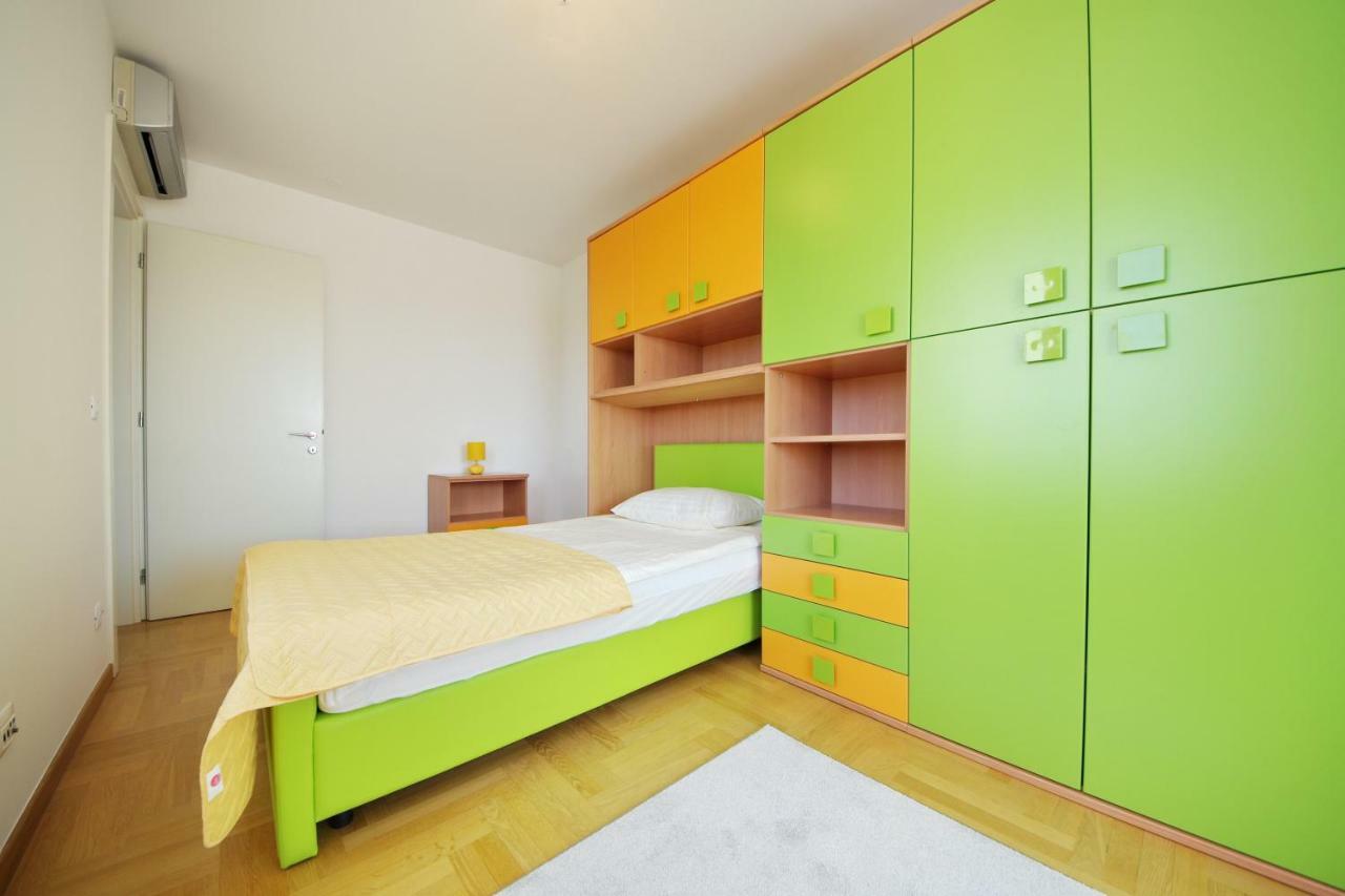 Apartamento Deluxe 5d *